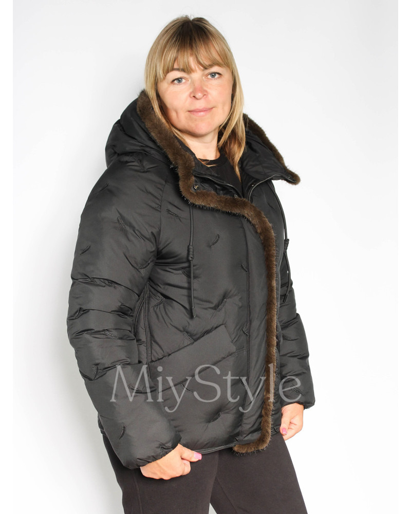 Жіноча зимова куртка з норкою (537)