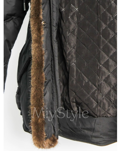 Жіноча зимова куртка з норкою (537)