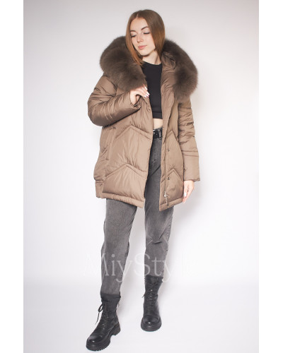 Жіноча зимова куртка з хутром (617)