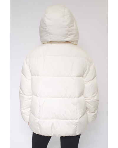 Жіноча зимова куртка (262)