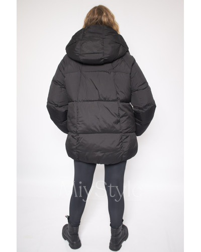 Жіноча зимова куртка в збільшених розмірах (230)