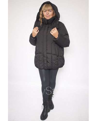Жіноча зимова куртка в збільшених розмірах (230)