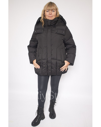 Жіноча зимова куртка в збільшених розмірах (230)