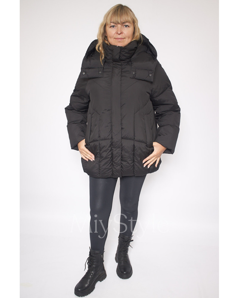 Жіноча зимова куртка в збільшених розмірах (230)