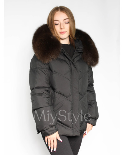 Жіноча зимова куртка з хутром (605)
